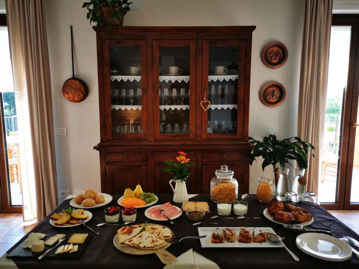 Agriturismo La Ca' D'Amelio Lessolo エクステリア 写真